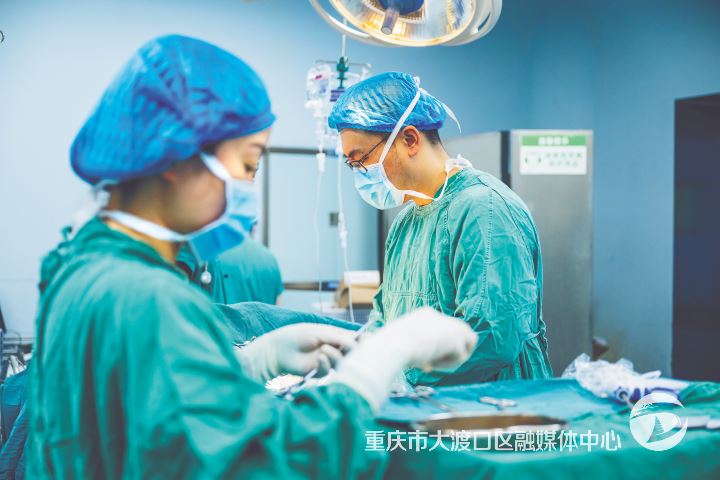 礼赞劳动美 致敬奋斗者