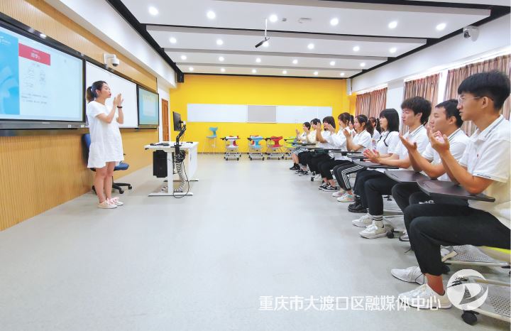 无声世界的守护者 中国首位聋人律师谭婷的追光之路