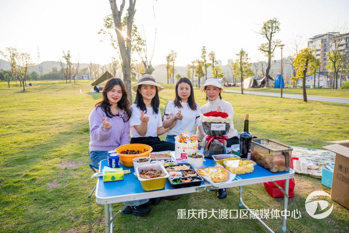 八桥镇凤阳村:让文明之光照亮乡村每一个角落