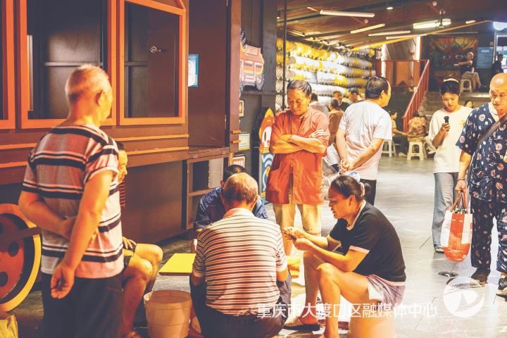 大渡口消暑有凉方