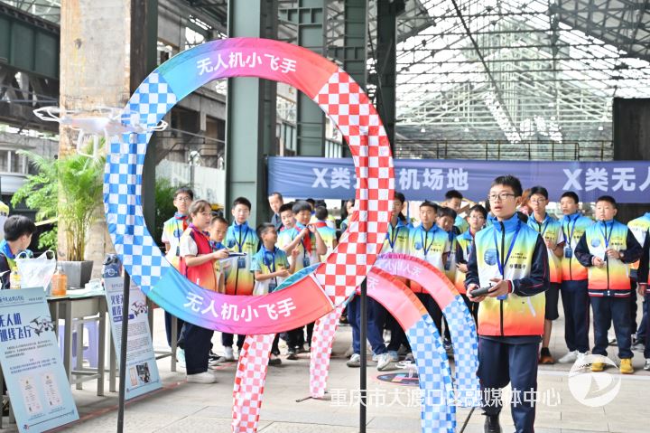 闪耀全国赛场 大渡口区学生斩获33项国家级奖项