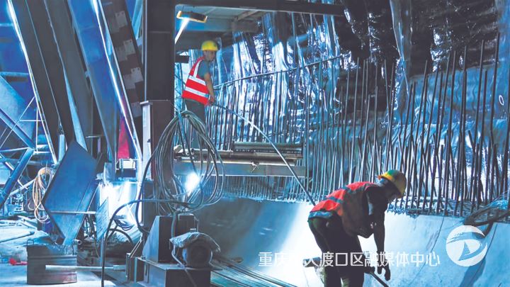 三纵线双山隧道至金家湾立交段改造工程稳步推进